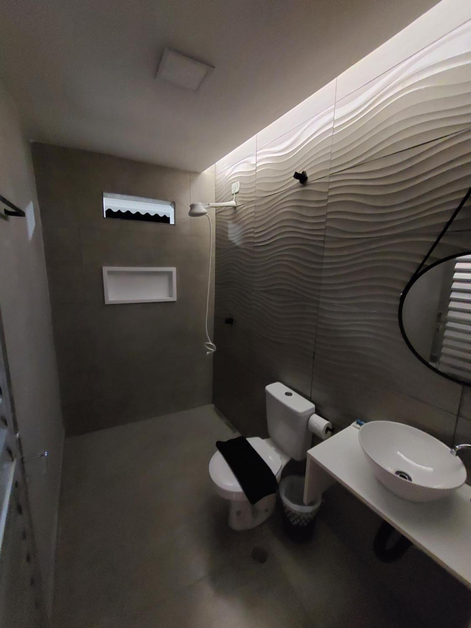 Pousada Praia Cia, Piscina, Centro, Estacionamento, Wifi, Saida Ate As 16H Bertioga Værelse billede