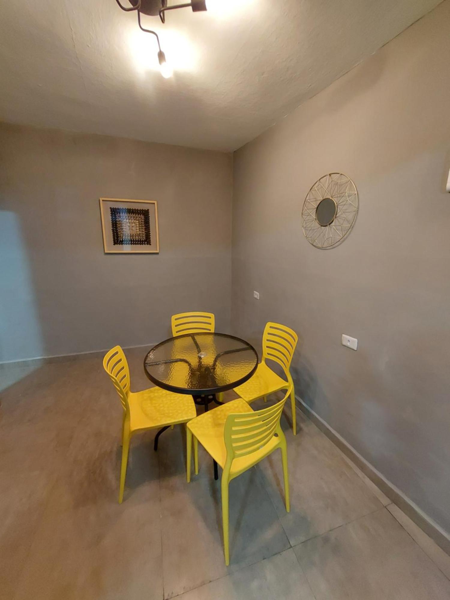 Pousada Praia Cia, Piscina, Centro, Estacionamento, Wifi, Saida Ate As 16H Bertioga Værelse billede