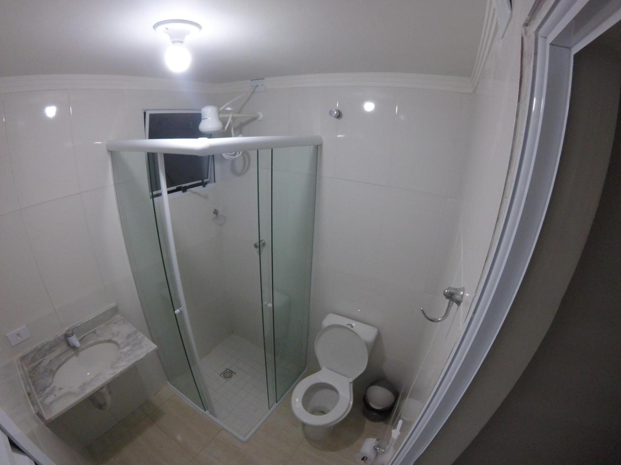Pousada Praia Cia, Piscina, Centro, Estacionamento, Wifi, Saida Ate As 16H Bertioga Værelse billede
