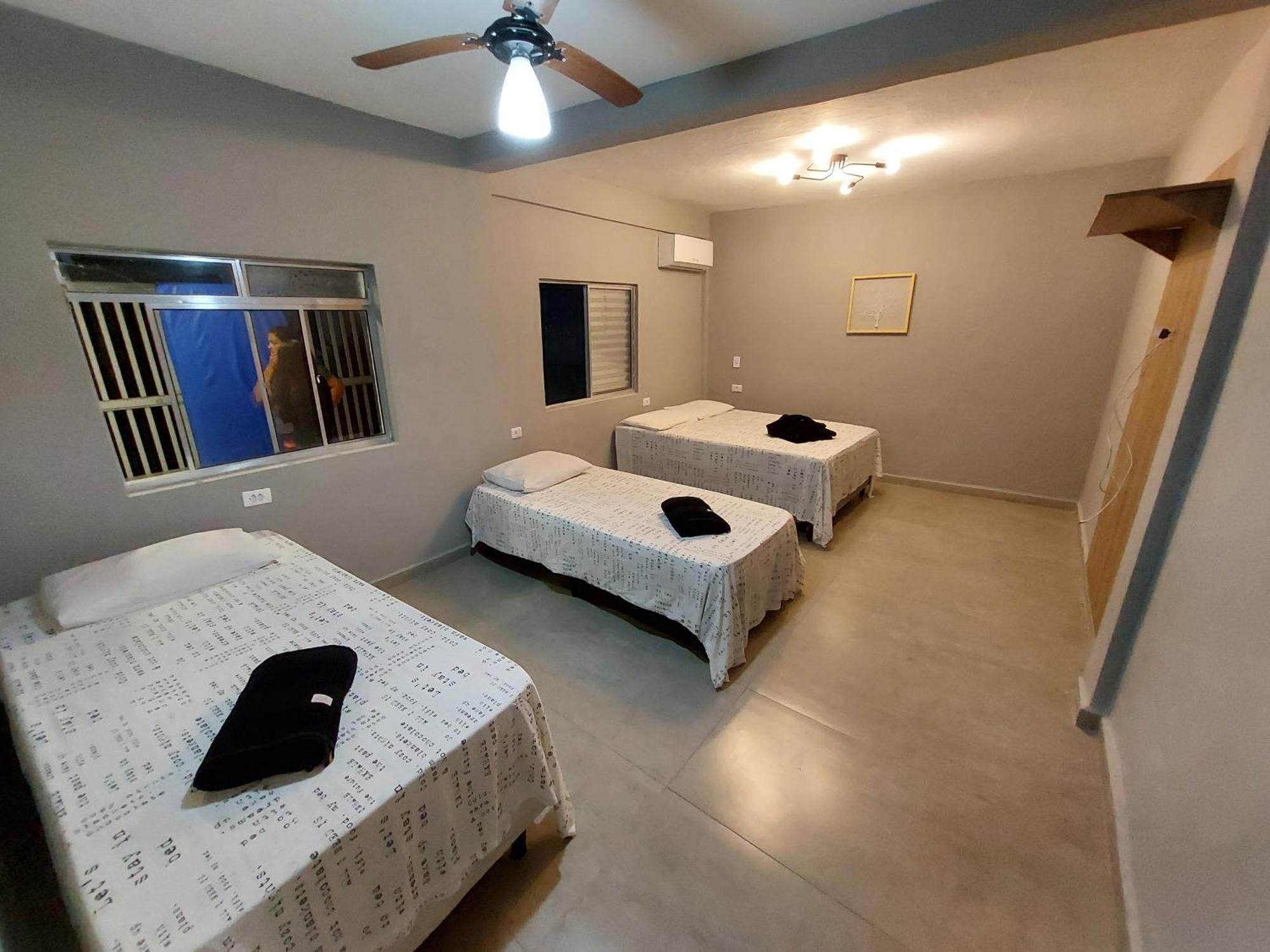 Pousada Praia Cia, Piscina, Centro, Estacionamento, Wifi, Saida Ate As 16H Bertioga Værelse billede